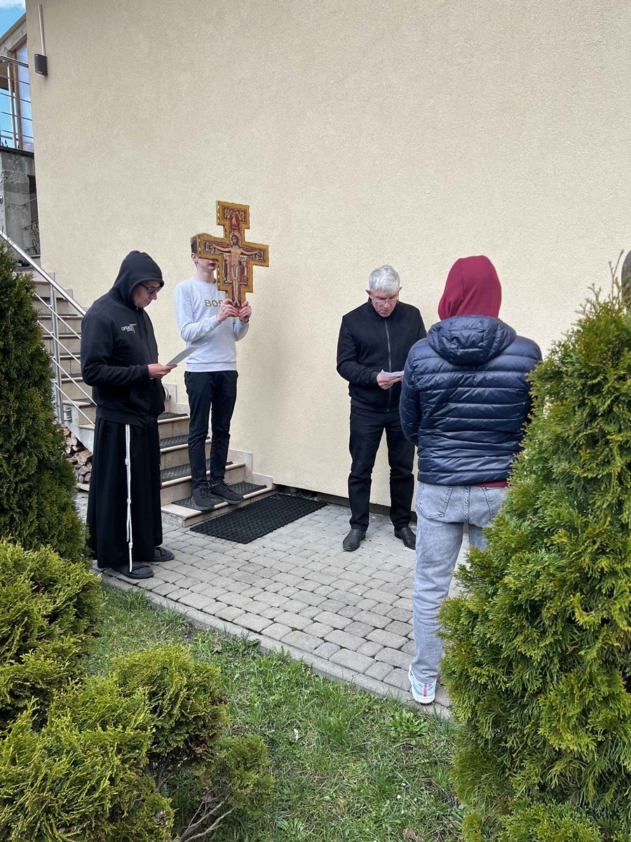 День зосередження Львівської спільноти ФОС у Брюховичах з Францисканською молоддю.