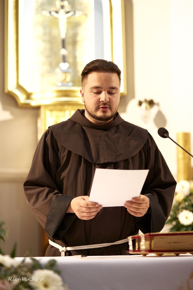 Свячення пресвітерату та дияконату